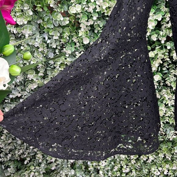 Catherine Malandrino Flare Sleeve Black Lace Top NWT - Picture 2 of 10